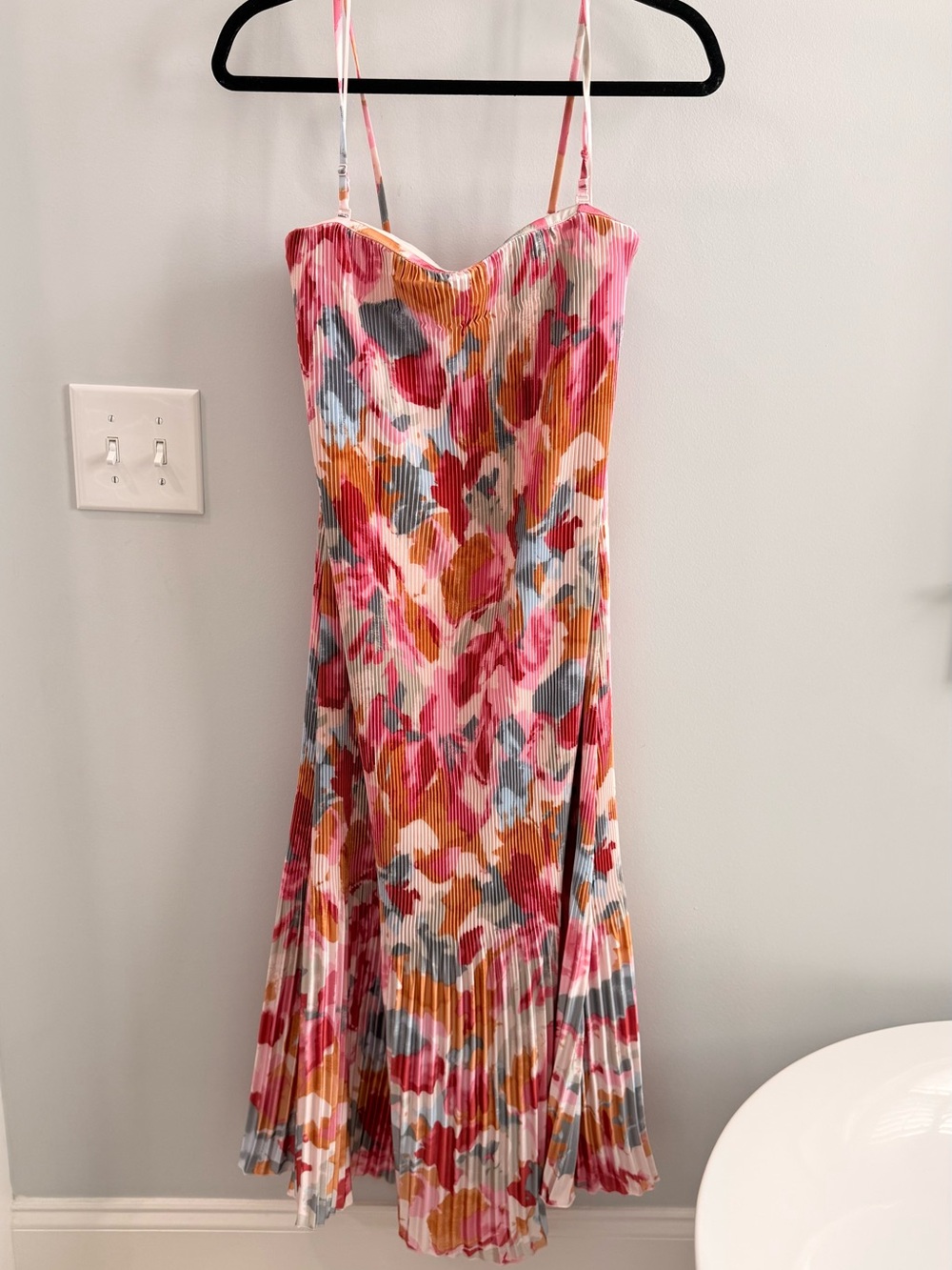 Abercrombie & Fitch Pleated Midi Dress